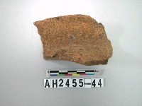 藏品(紅色粗砂陶片)的圖片